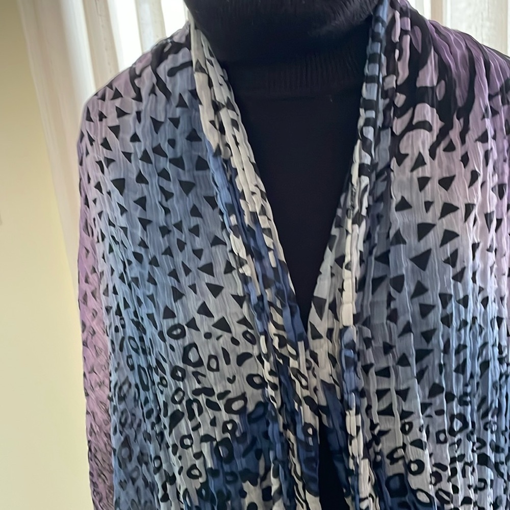 Scarf/wrap Sheer. multi leopard pattern